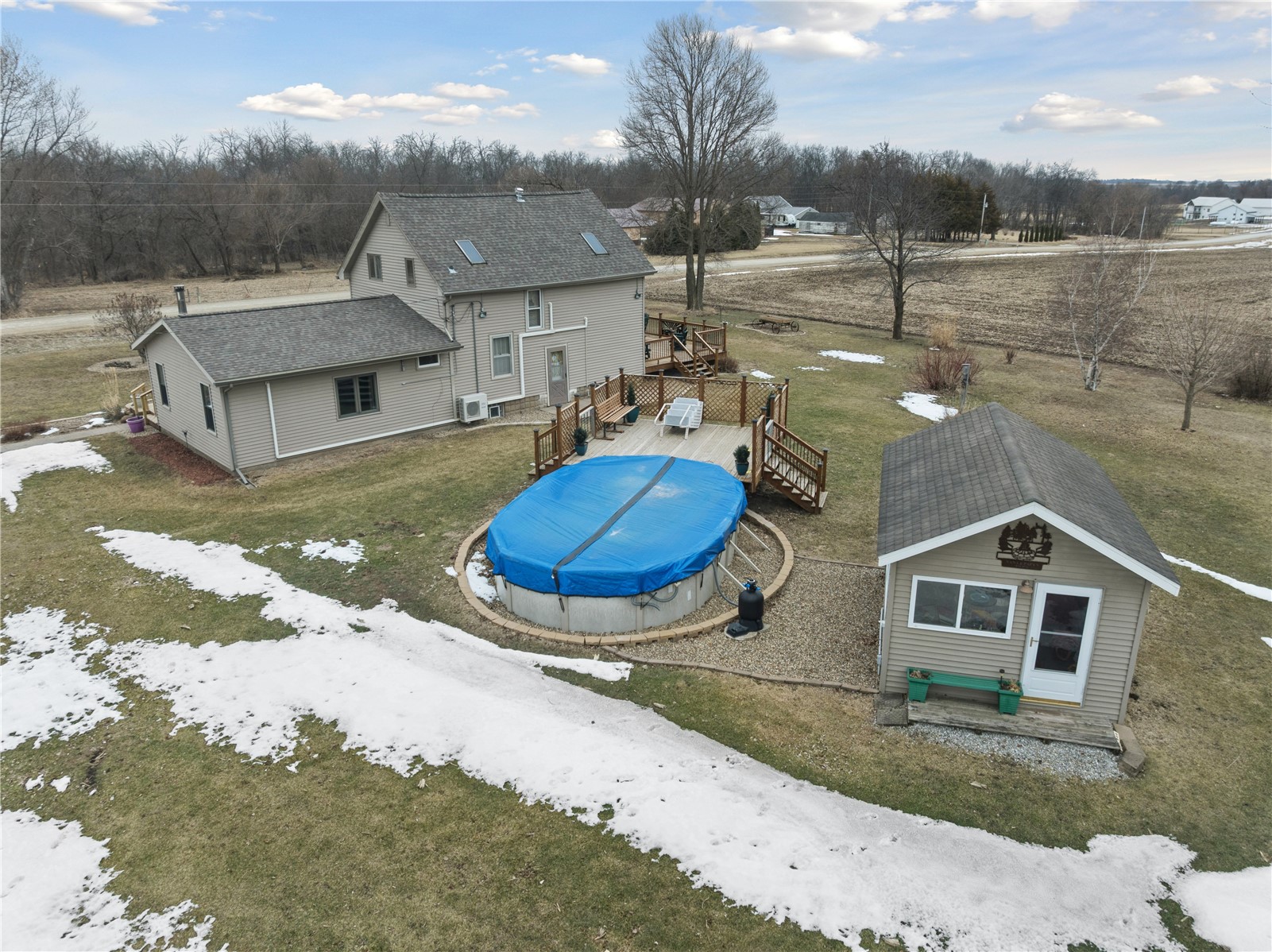 5467 27th Avenue Vinton IA 52349