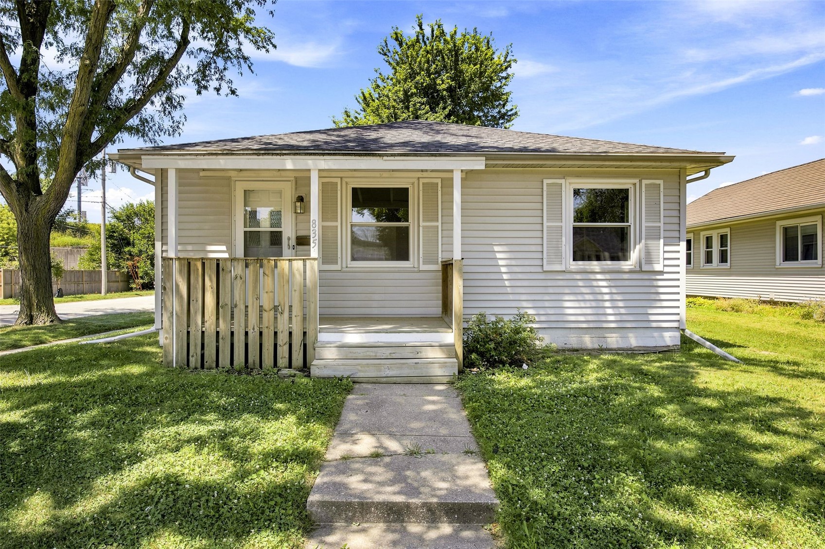 835 12th Street NE Cedar Rapids IA 52402