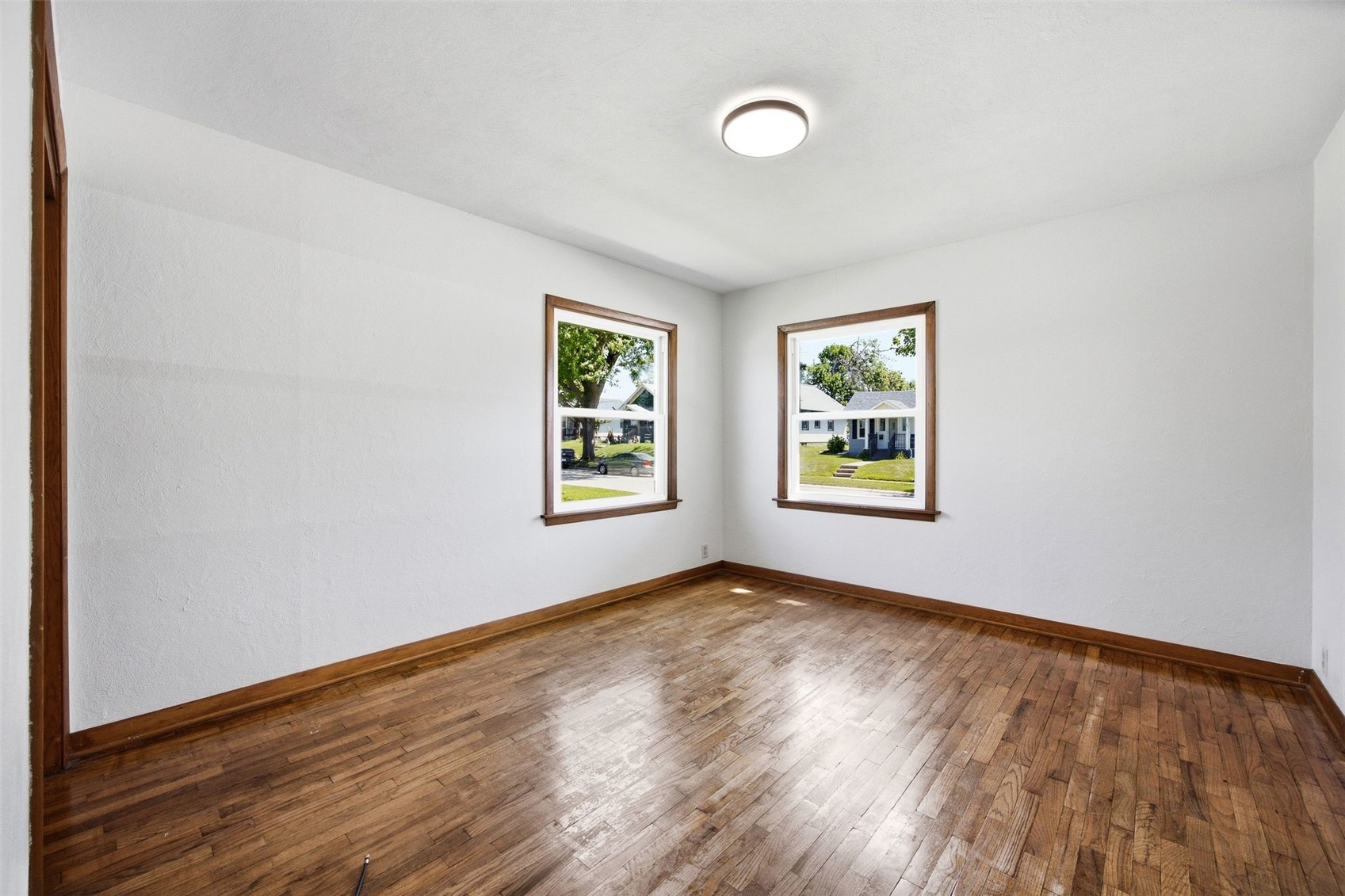 835 12th Street NE Cedar Rapids IA 52402