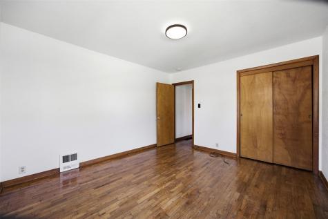 835 12th Street NE Cedar Rapids IA 52402