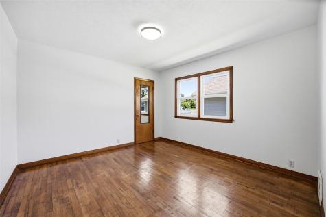 835 12th Street NE Cedar Rapids IA 52402