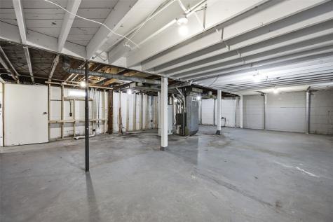 835 12th Street NE Cedar Rapids IA 52402