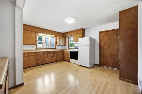 835 12th Street NE Cedar Rapids IA 52402