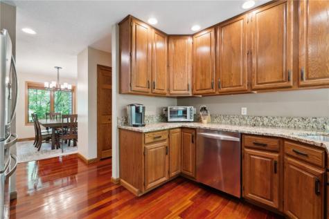 1445 NE Butternut Lane Swisher IA 52338