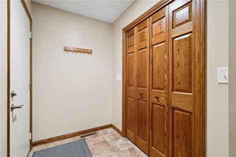 1445 NE Butternut Lane Swisher IA 52338