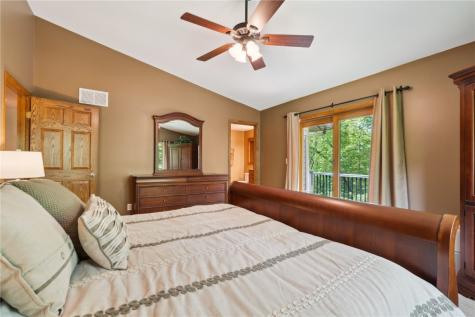 1445 NE Butternut Lane Swisher IA 52338