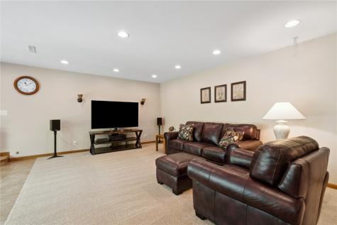 1445 NE Butternut Lane Swisher IA 52338