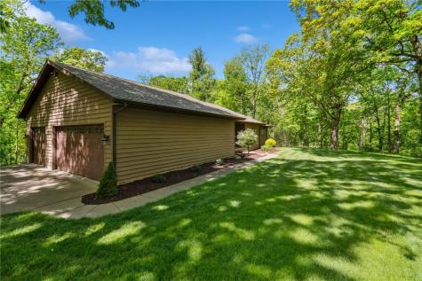 1445 NE Butternut Lane Swisher IA 52338