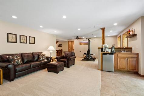 1445 NE Butternut Lane Swisher IA 52338