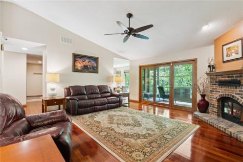 1445 NE Butternut Lane Swisher IA 52338