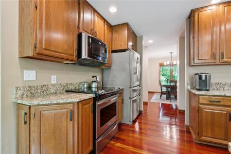 1445 NE Butternut Lane Swisher IA 52338