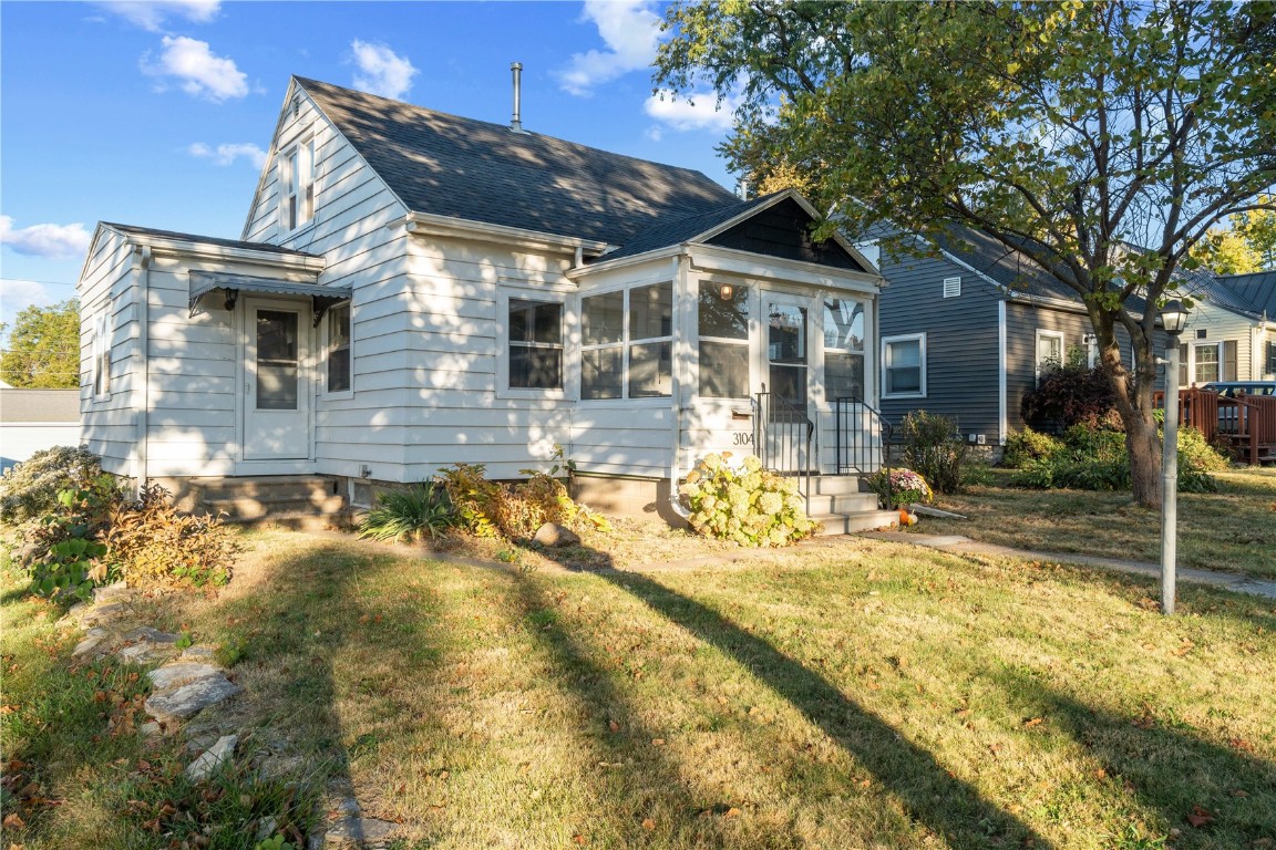 3104 C Avenue NE Cedar Rapids IA 52402