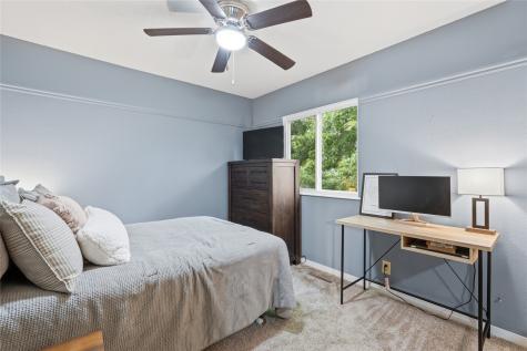 646 Jonadel Lane NW Cedar Rapids IA 52405
