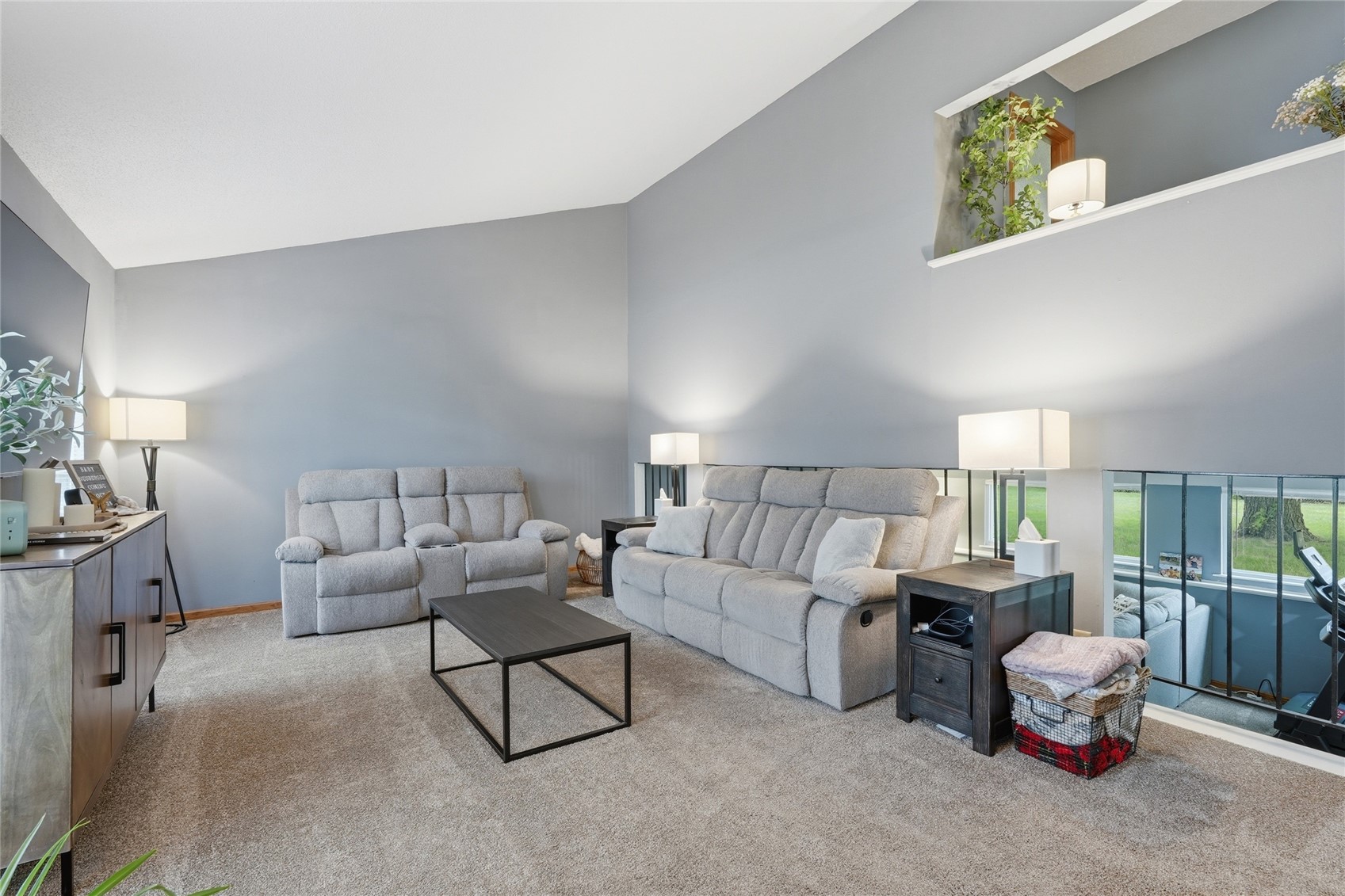 646 Jonadel Lane NW Cedar Rapids IA 52405