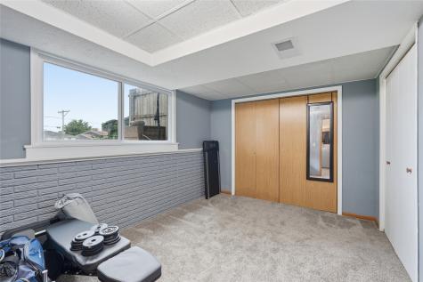646 Jonadel Lane NW Cedar Rapids IA 52405