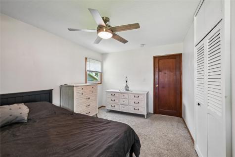 4633 White Pine Drive NE Cedar Rapids IA 52402