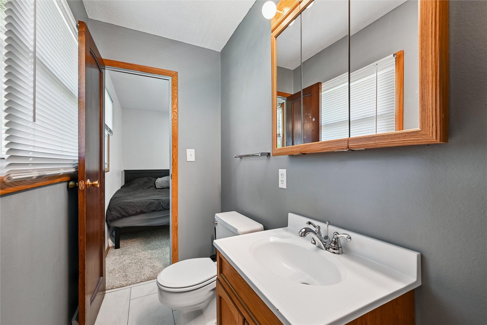 4633 White Pine Drive NE Cedar Rapids IA 52402
