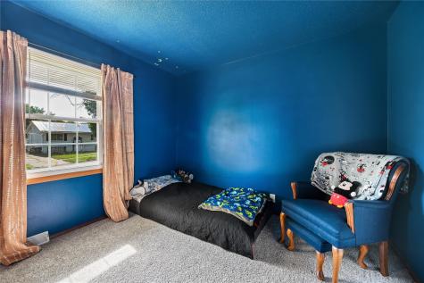 4633 White Pine Drive NE Cedar Rapids IA 52402