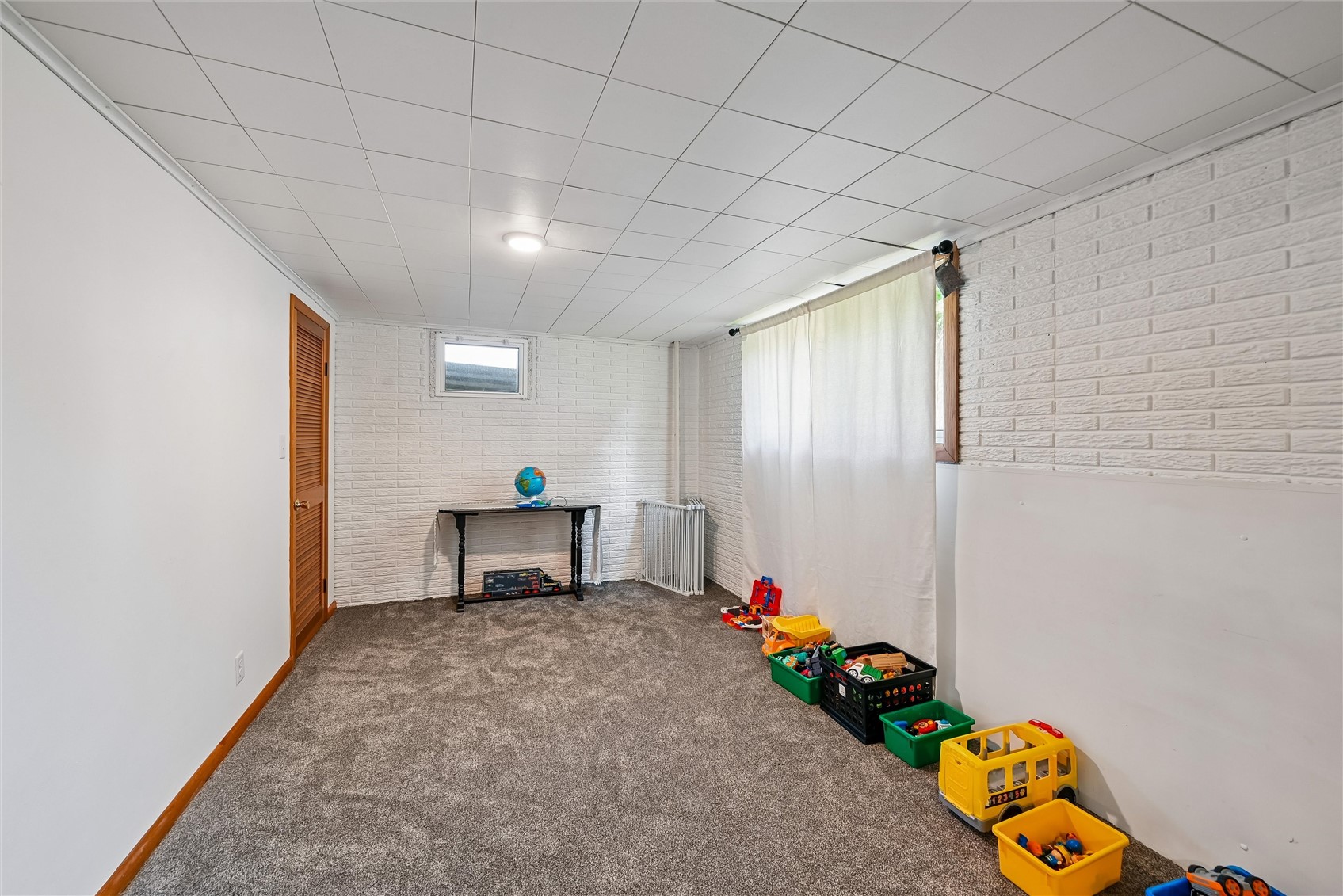 4633 White Pine Drive NE Cedar Rapids IA 52402