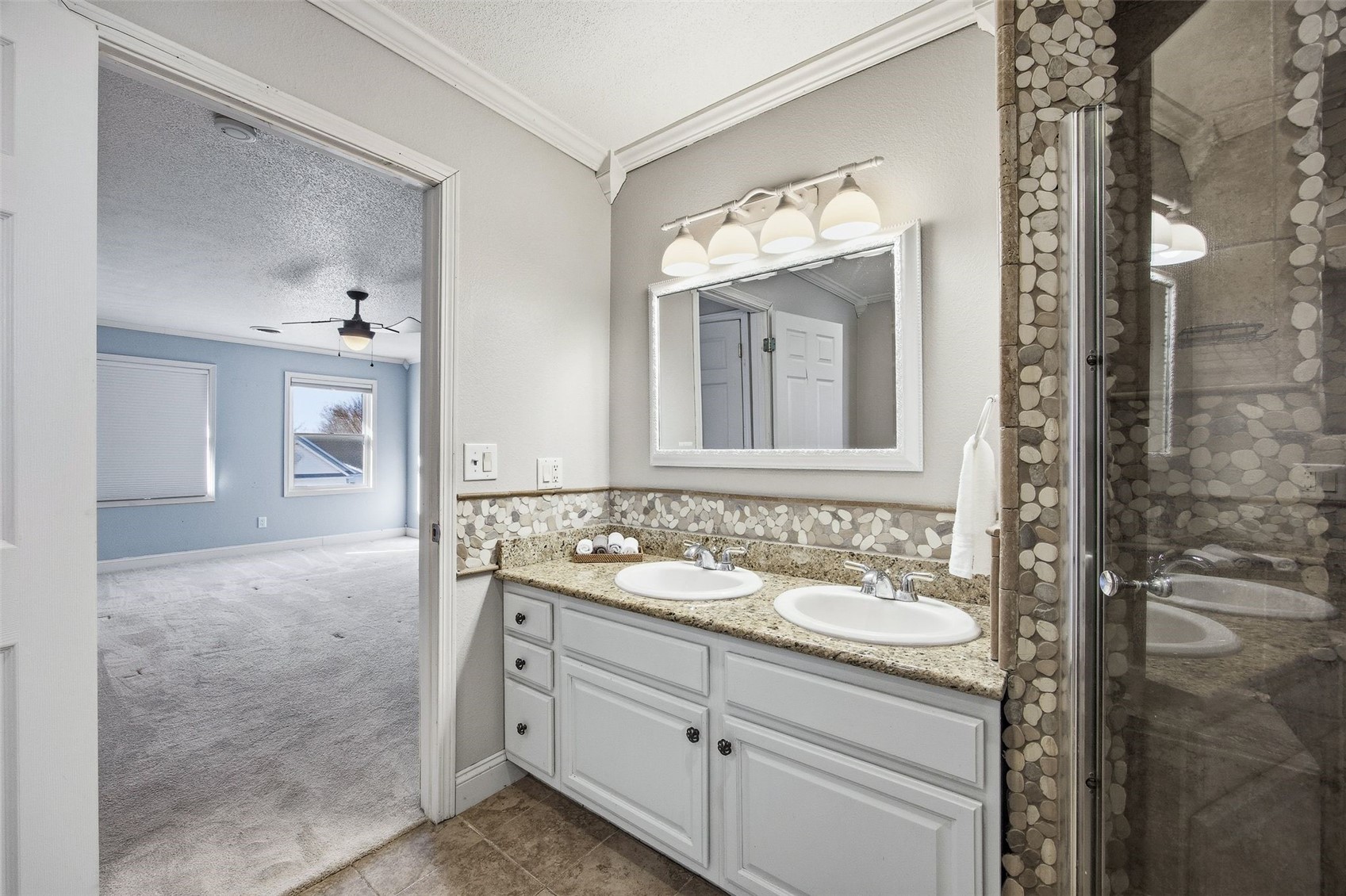 602 Plum Street Solon IA 52333