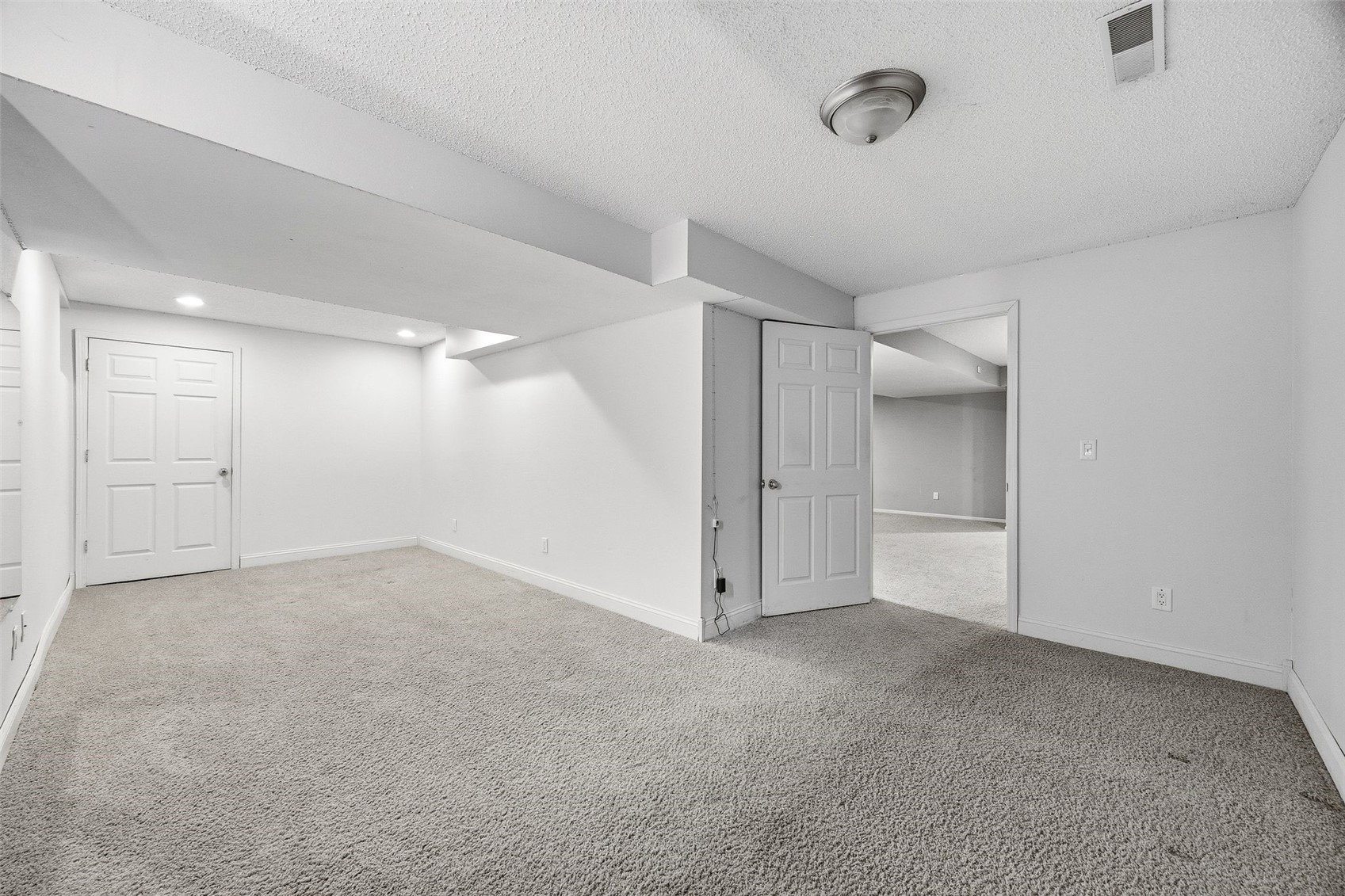 602 Plum Street Solon IA 52333