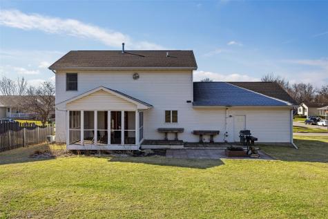 602 Plum Street Solon IA 52333