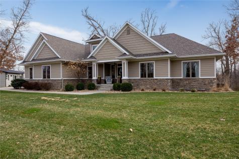 4801 Keystone Ridge SE Cedar Rapids IA 52403