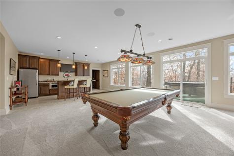 4801 Keystone Ridge SE Cedar Rapids IA 52403