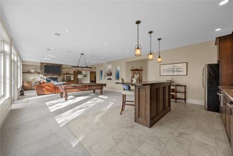 4801 Keystone Ridge SE Cedar Rapids IA 52403