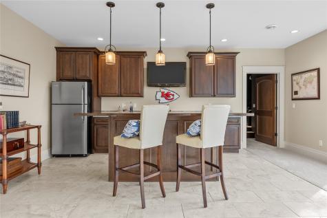 4801 Keystone Ridge SE Cedar Rapids IA 52403