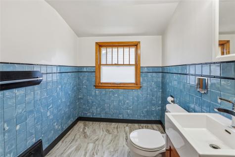 2201 D Street SW Cedar Rapids IA 52404