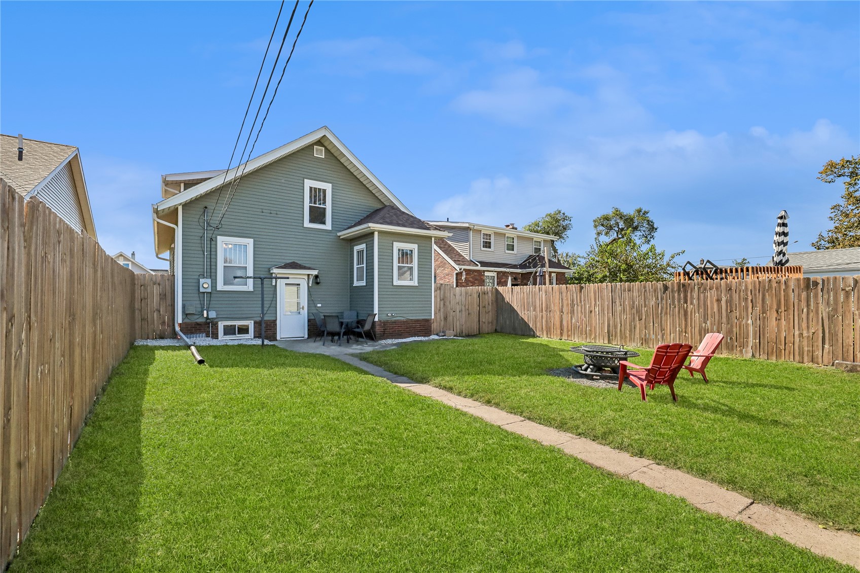 2201 D Street SW Cedar Rapids IA 52404