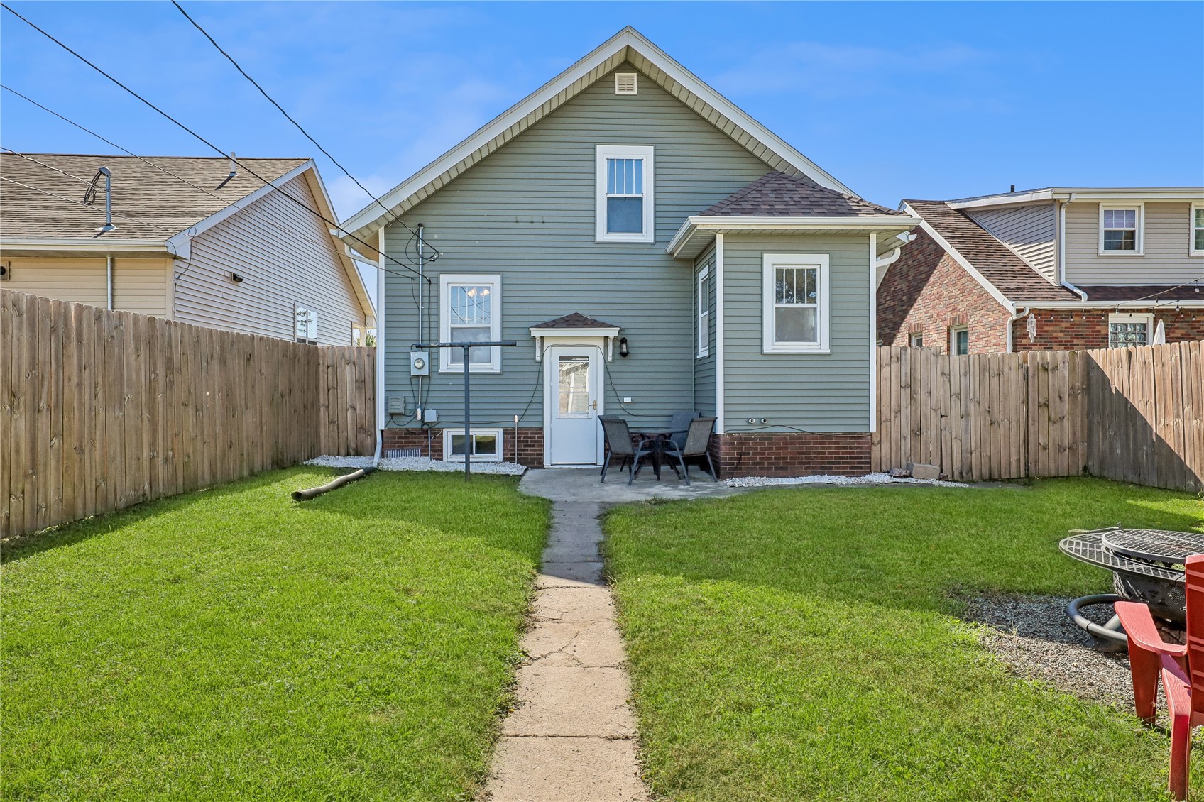 2201 D Street SW Cedar Rapids IA 52404