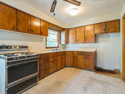 250 Wilson Avenue SW Cedar Rapids IA 52404