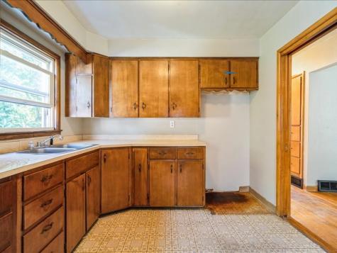 250 Wilson Avenue SW Cedar Rapids IA 52404