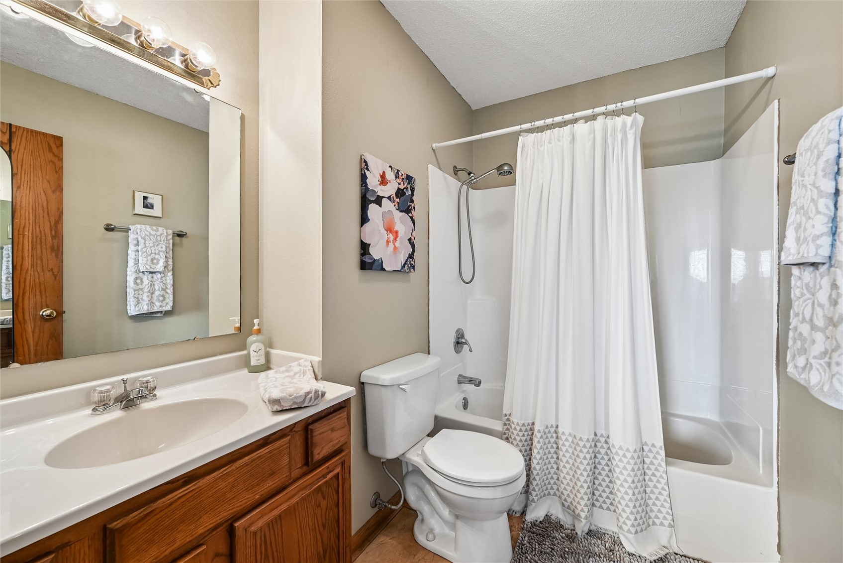 7417 Mallard Court NE Cedar Rapids IA 52402