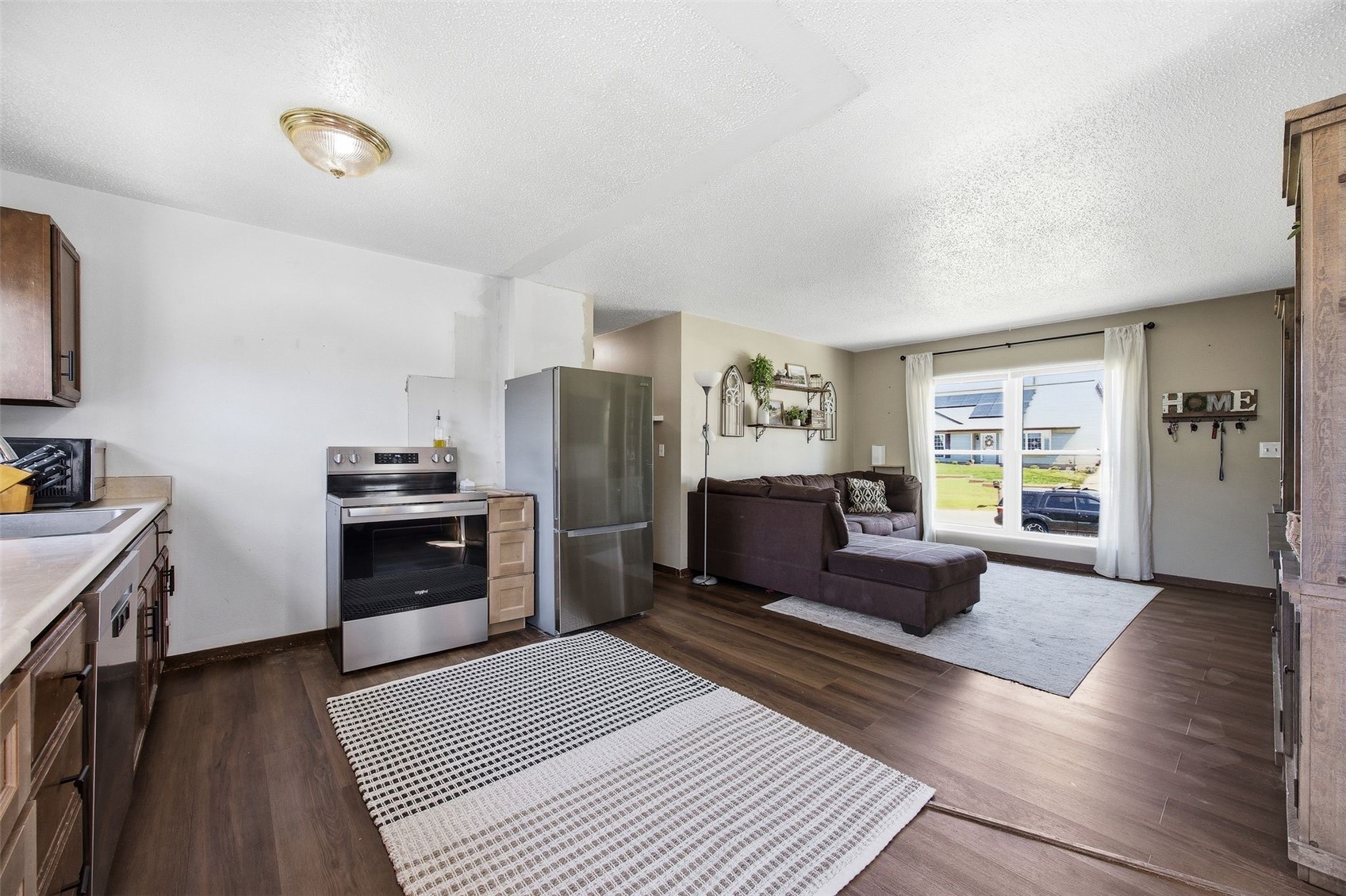 3803 Blue Mound Drive NE Cedar Rapids IA 52402