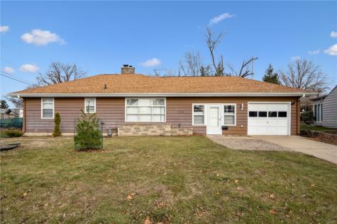 3214 Mansfield Avenue SE Cedar Rapids IA 52403