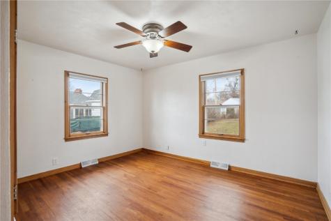 3214 Mansfield Avenue SE Cedar Rapids IA 52403