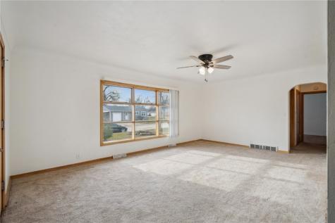 3214 Mansfield Avenue SE Cedar Rapids IA 52403
