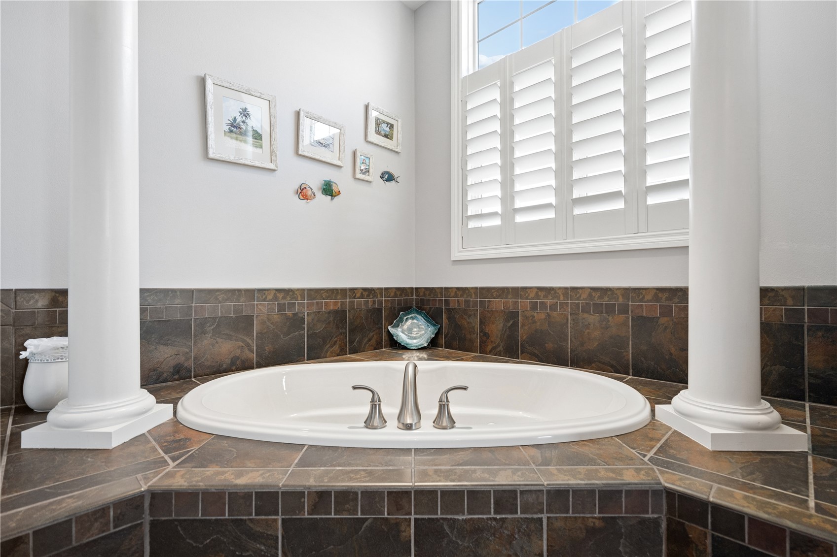 604 Majestic Oak Ridge Solon IA 52333