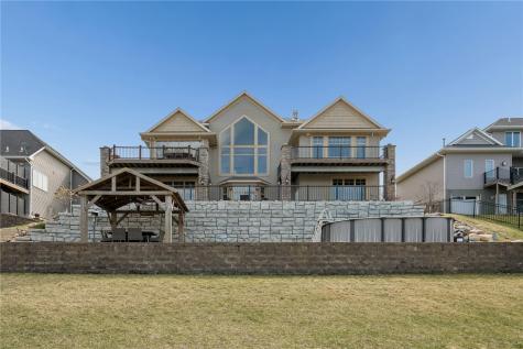 604 Majestic Oak Ridge Solon IA 52333