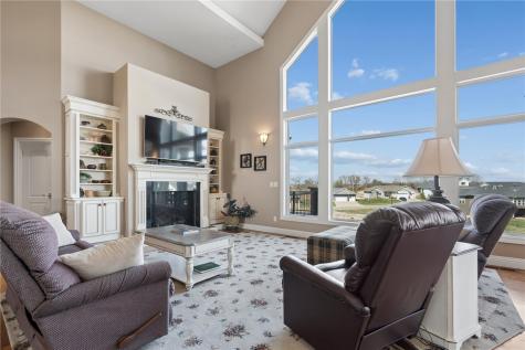 604 Majestic Oak Ridge Solon IA 52333
