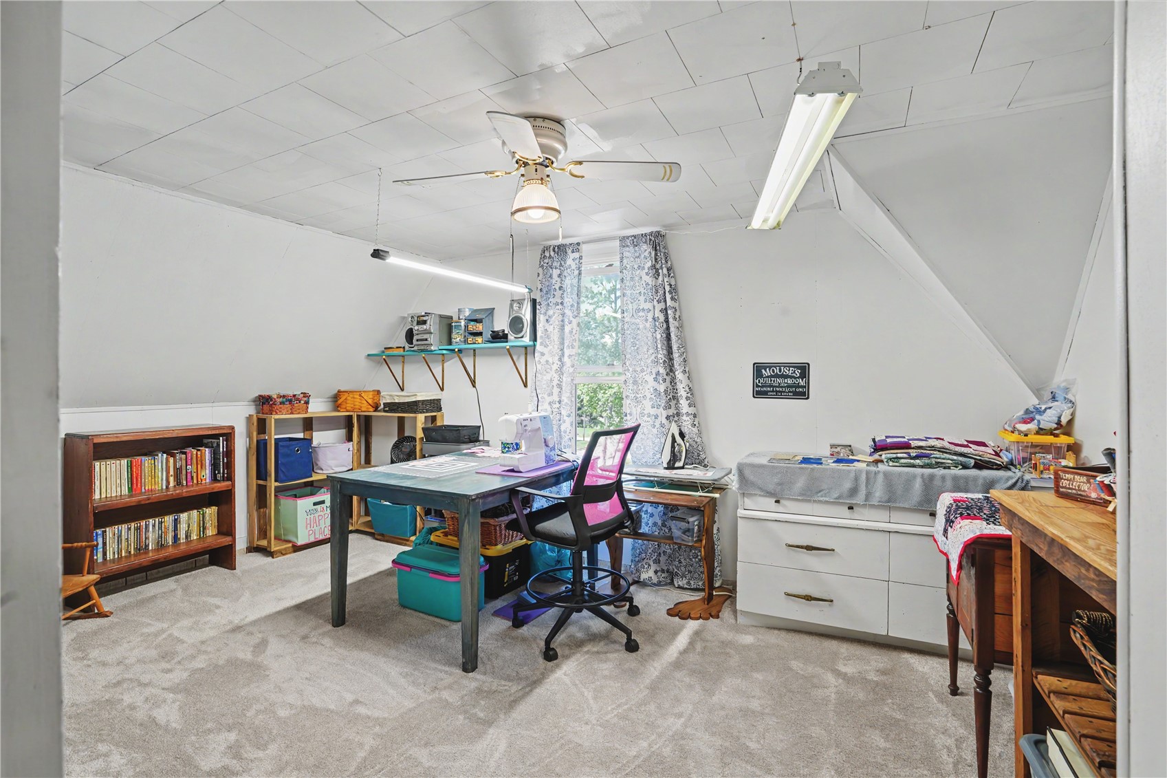 1705 7th Avenue Belle Plaine IA 52208