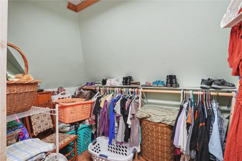 1705 7th Avenue Belle Plaine IA 52208