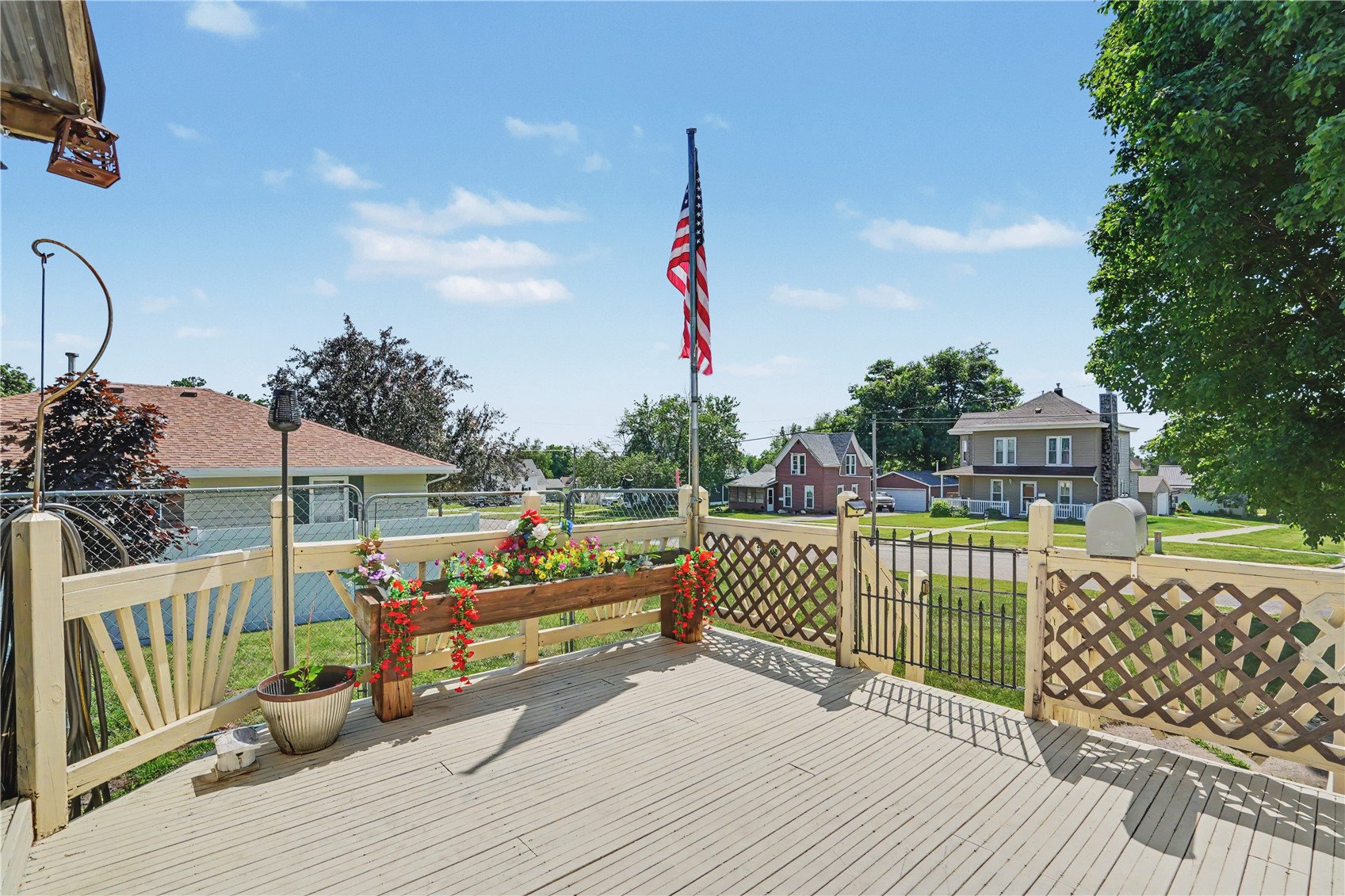 1705 7th Avenue Belle Plaine IA 52208