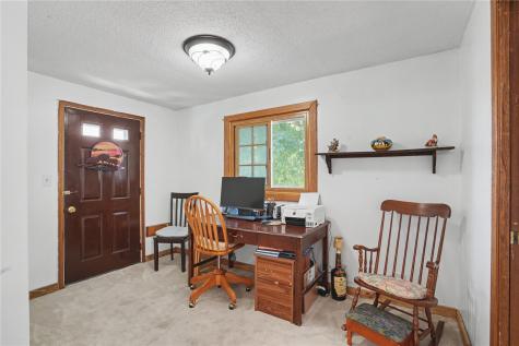 1705 7th Avenue Belle Plaine IA 52208
