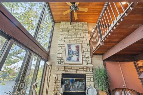 3730 James Lane NE Solon IA 52333