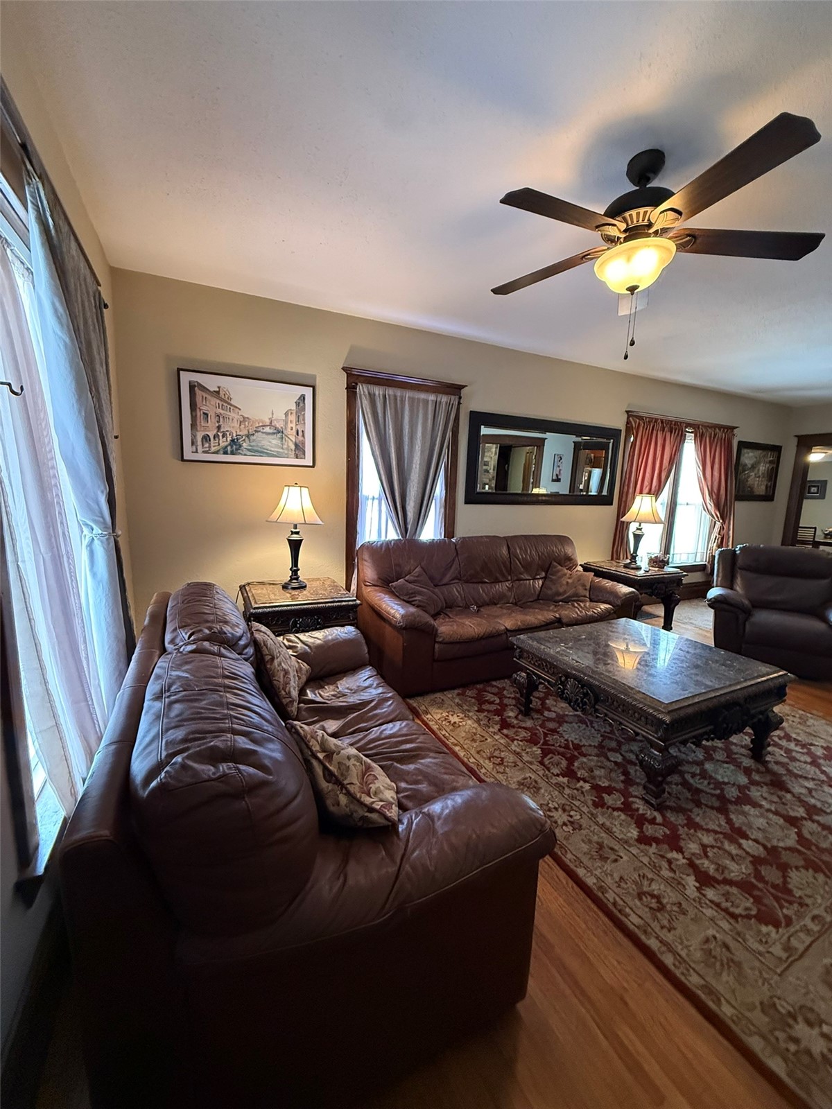614 E 4th Street Vinton IA 52349