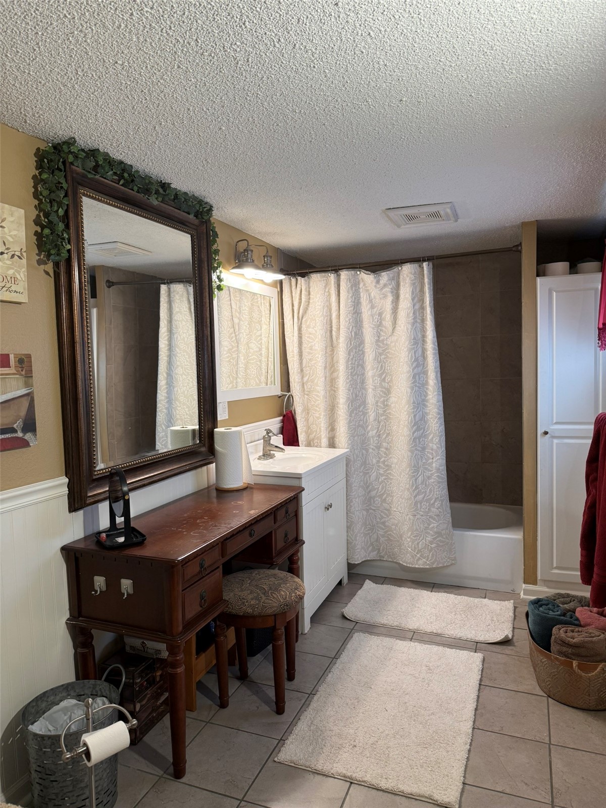 614 E 4th Street Vinton IA 52349